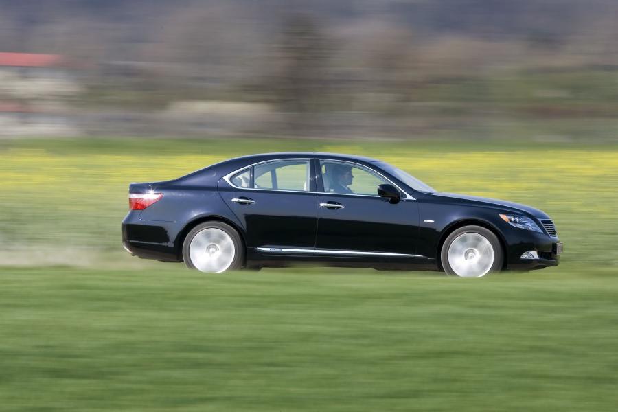  Lexus LS600h L 2007 года  (фото 63 из 224)